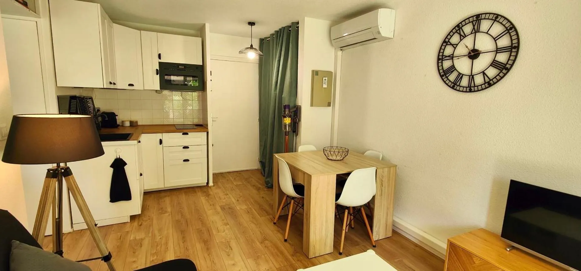 Beautiful Apartment Near The Roman Theatre Frejus